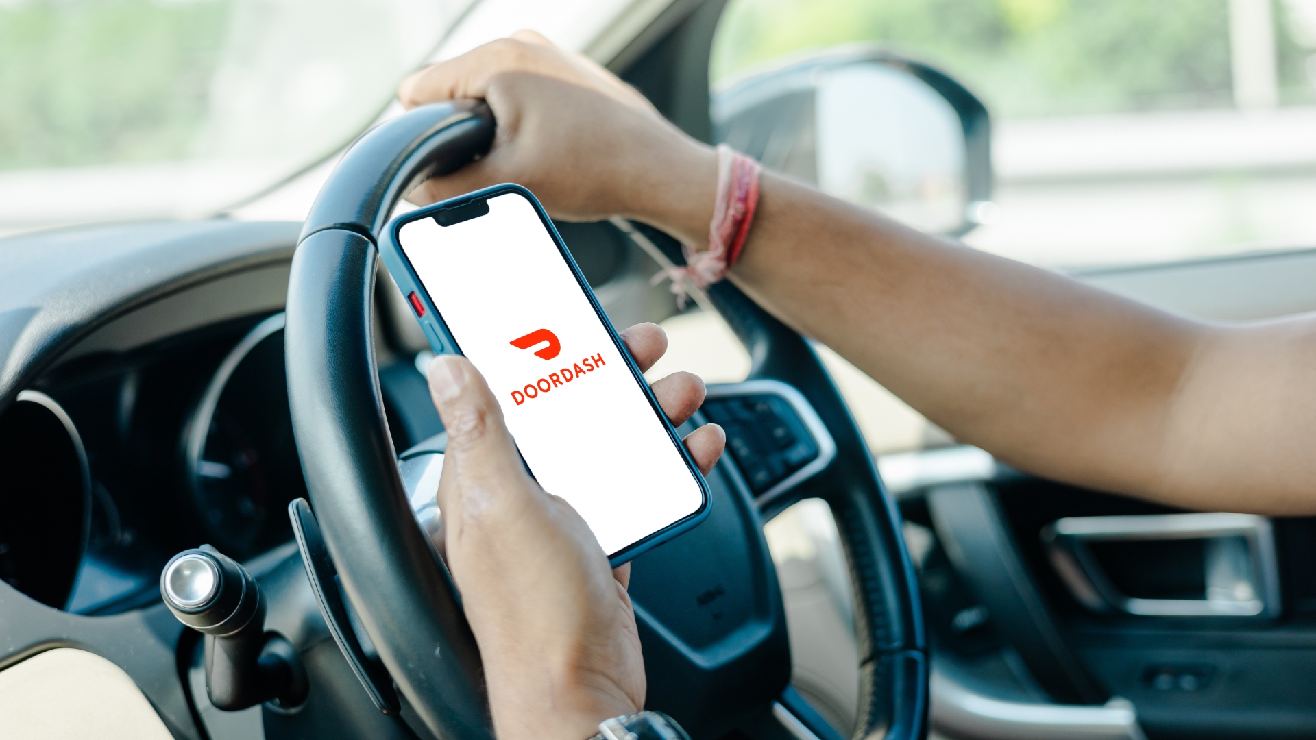 DoorDash offers drivers cash payments to help cover rising fuel prices