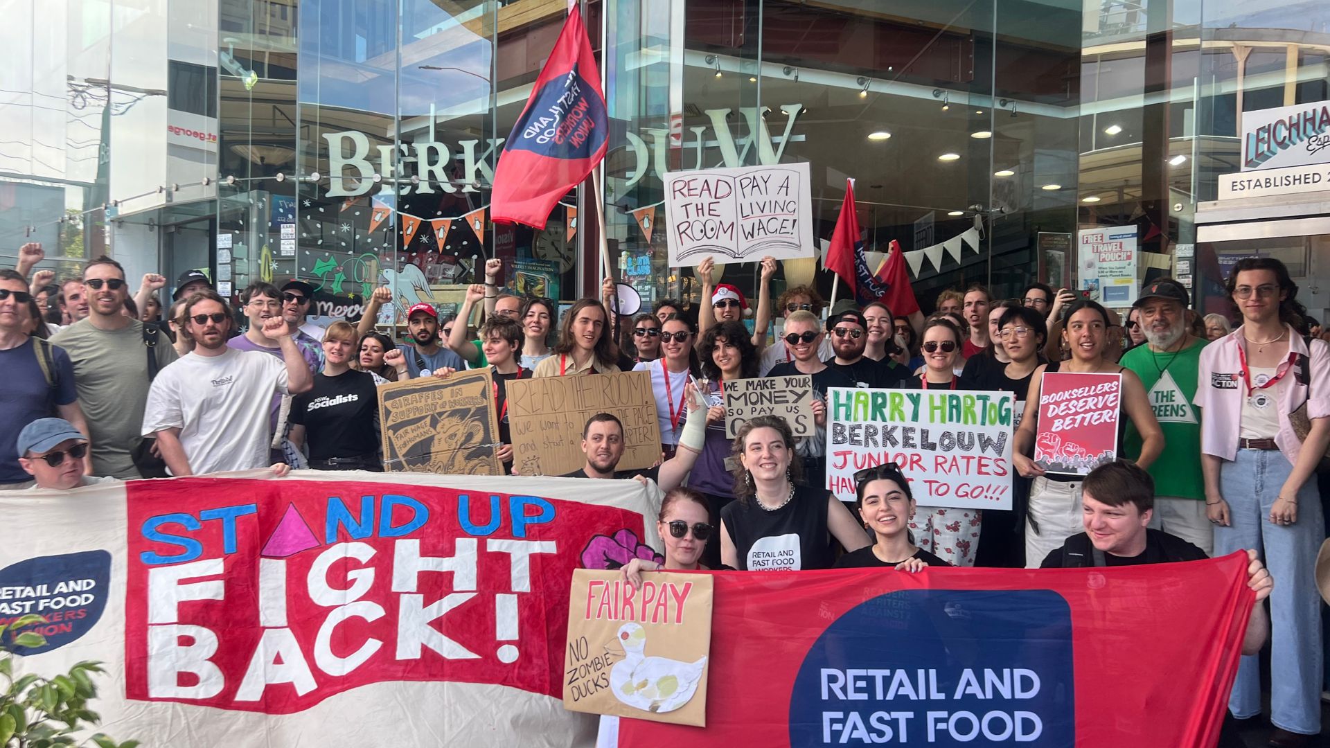 Booksellers escalate pay dispute with five-day Christmas strike